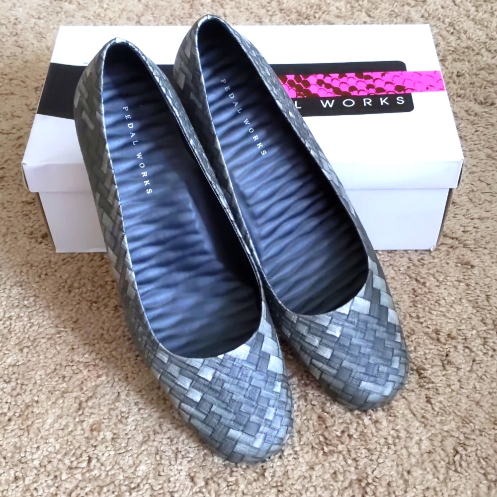 High Heels Checks Print - image 1